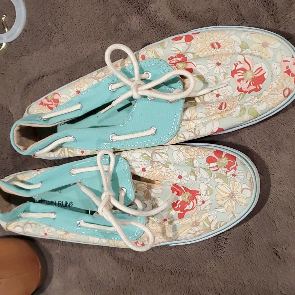 Autumn run flower print shoes